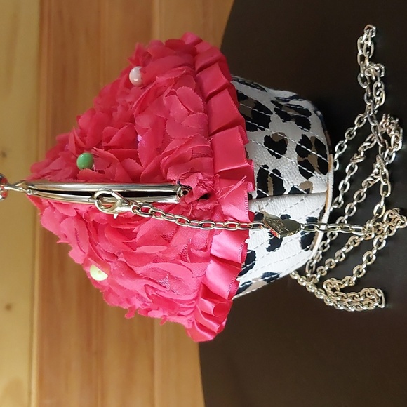 Betsey Johnson Pink and Leopard Cupcake Crossbody Bag - Picture 7 of 9